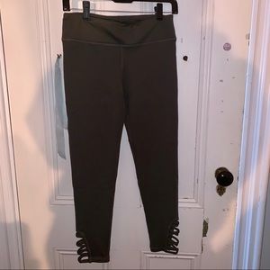 NEVER WORN Kittenish Charcoal Leggings